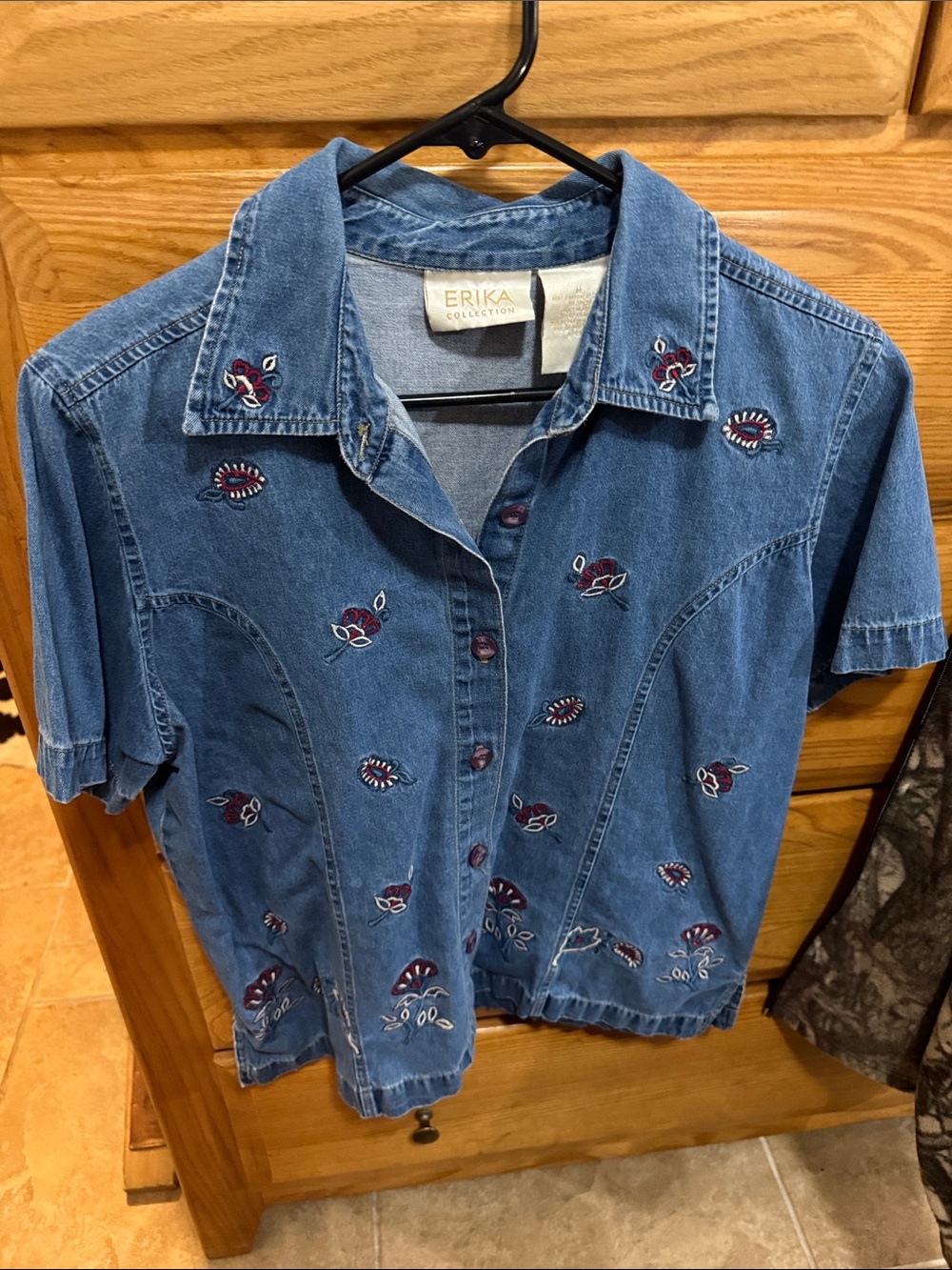 Erika denim shirt in medium blue with white label